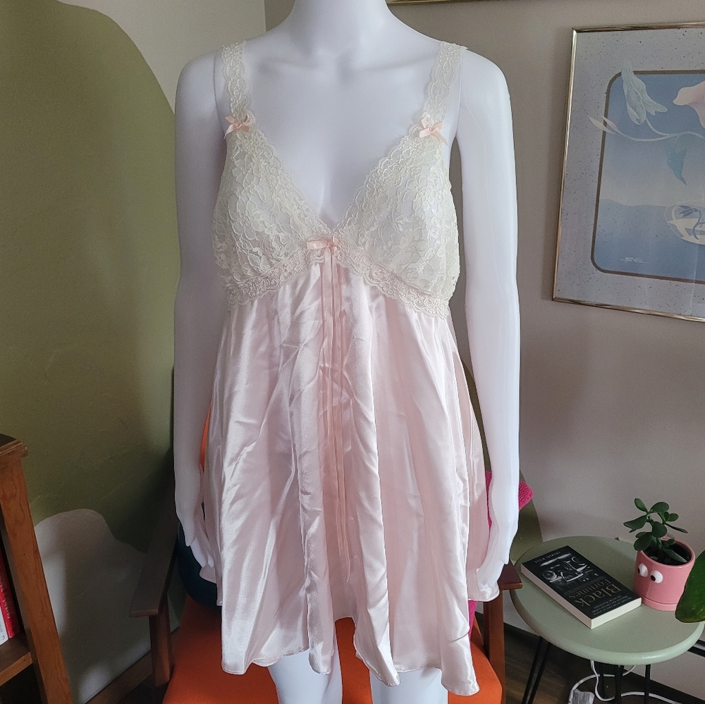 Vintage L.A. Intimates Pink with Lace Cups and Straps Babydoll Slip Dress Size L